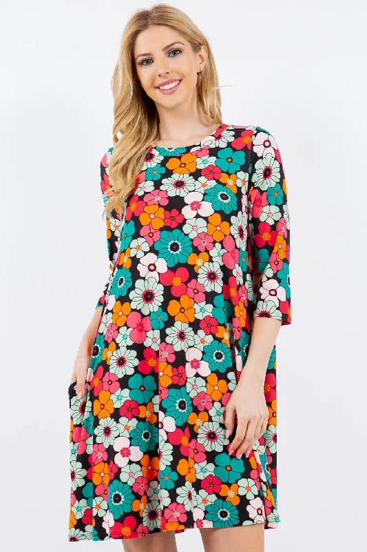 Women's Athletic Garments Sophisticated Cut Full Size Floral Three-Quarter Sleeve Dress with Pockets