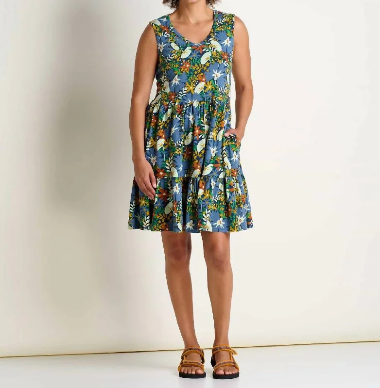 Women's Activewear Attire Classic Appeal Marley Tiered Sleeveless Dress In Midnight Floral Print