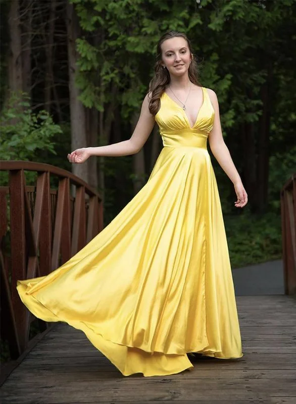 Women's Elegant Formal Outfit Feminine Elegant Yellow v neck satin prom dress evening dress   cg12064