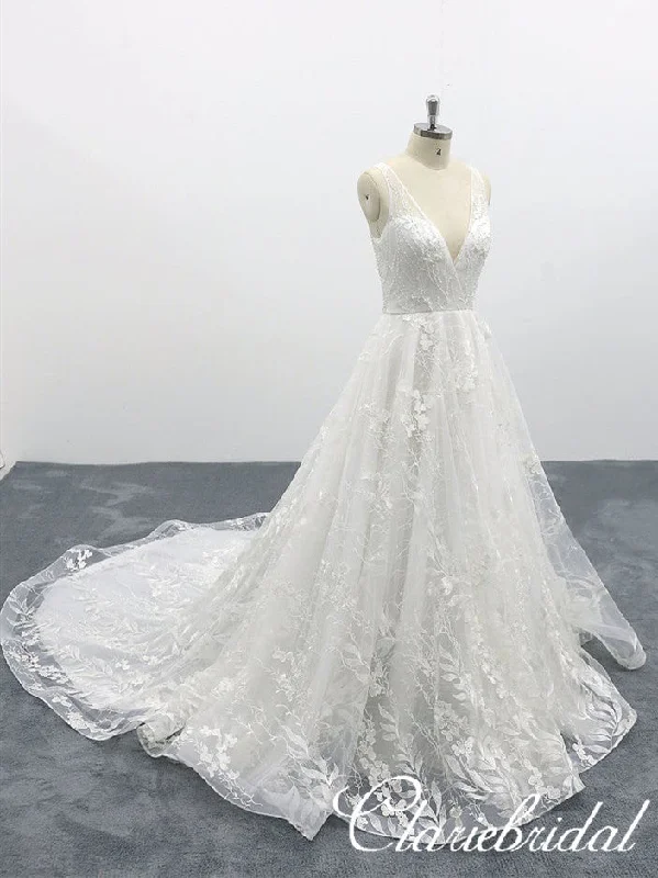 Stylish Outerwear Clothes For Women Parisian Effortless Chic Style V-neck Sleeveless Lace Tulle Long Wedding Dresses, Bridal Gown