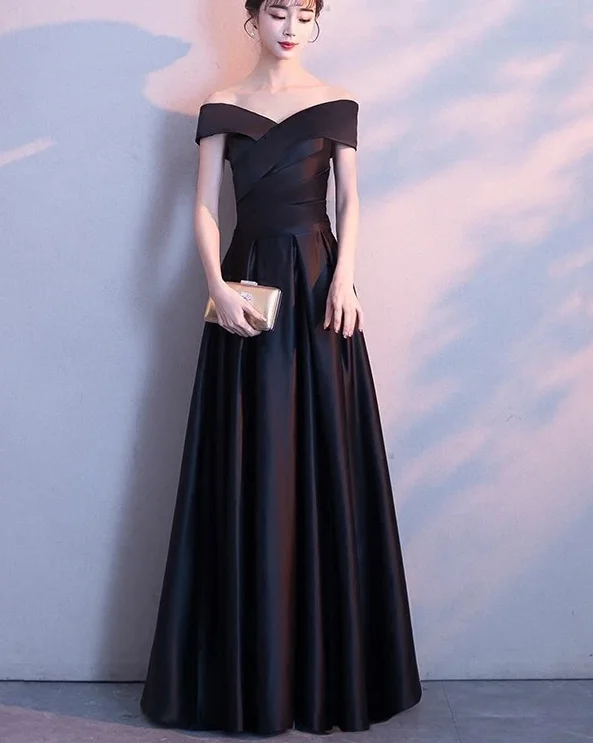 Women's Date Night Outfit Flash Sale Black Satin Sweetheart Off Shoulder Long Prom Dress   cg12377