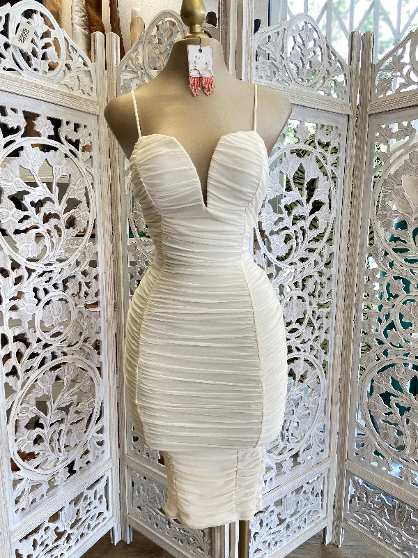 Women's Travel Attire Great Deals on Ethnic Cultural Wear Ivory V Ruched Bodycon Dress